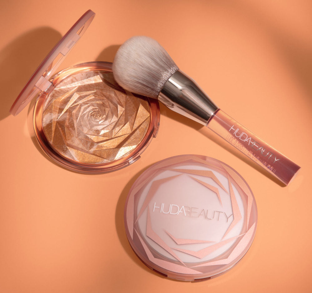 Huda beauty N.Y.M.P All over glow highlighter