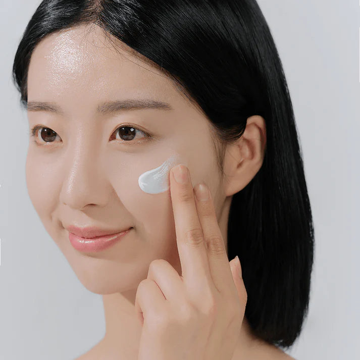 SKIN1004 Madagascar Centella Hyalu-CICA Water-fit Sun Serum - 15ml