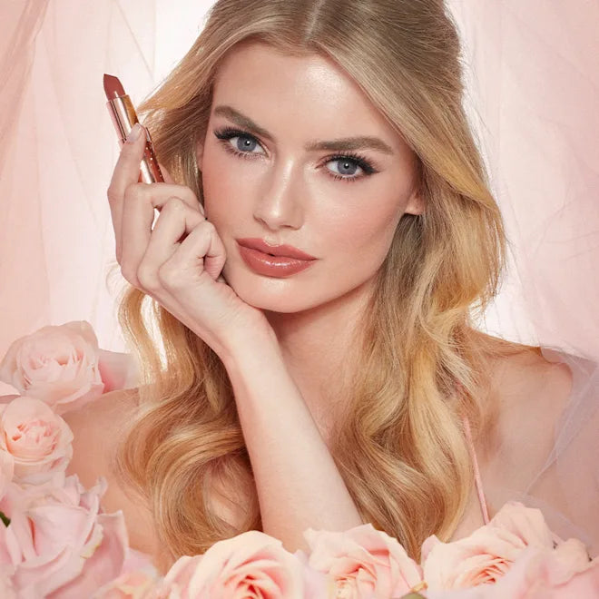 Charlotte Tilbury Look of Love K.I.S.S.I.N.G Lipstick Full Size – Nude Romance