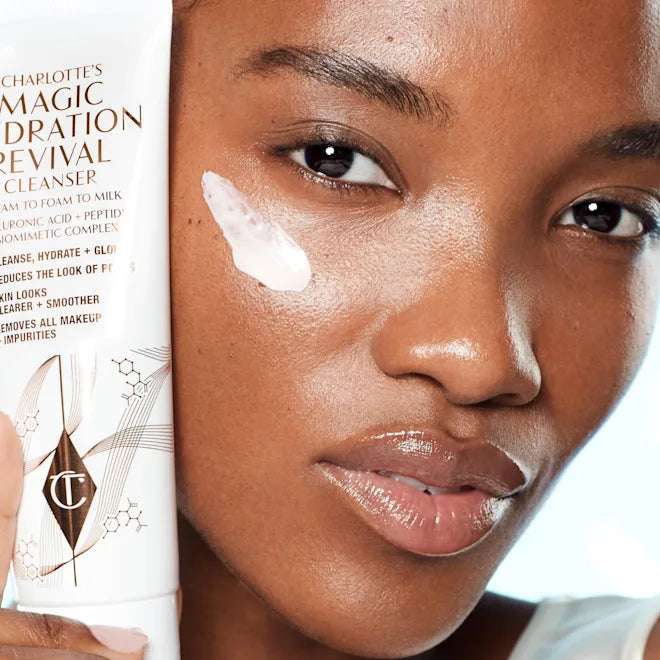 CHARLOTTE TILBURY'S MAGIC HYDRATION REVIVAL CLEANSER 120 ML