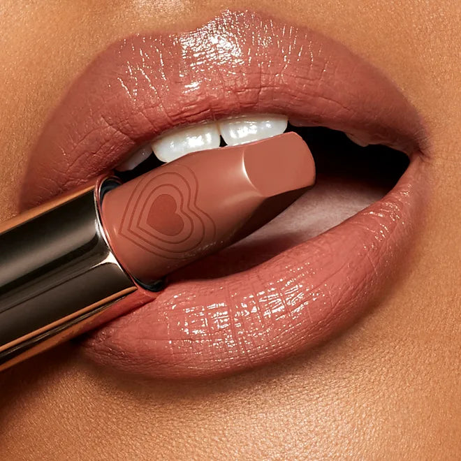 Charlotte Tilbury Look of Love K.I.S.S.I.N.G Lipstick Full Size – Nude Romance