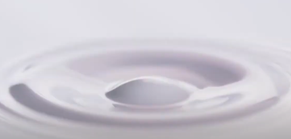 Dior - DiorSnow Essence Of Light Brightening Milk Serum