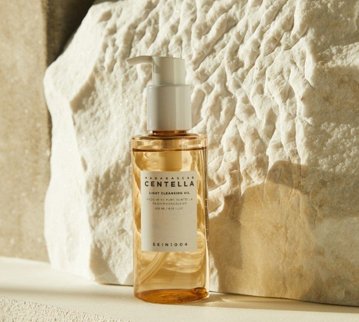 SKIN1004 | Madagascar Centella Light Cleansing Oil 