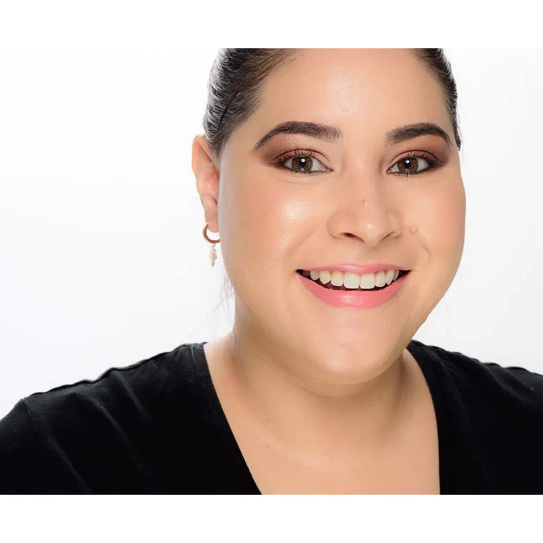 Huda beauty N.Y.M.P All over glow highlighter