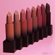 Huda Beauty| Power Bullet Matte Lipstick