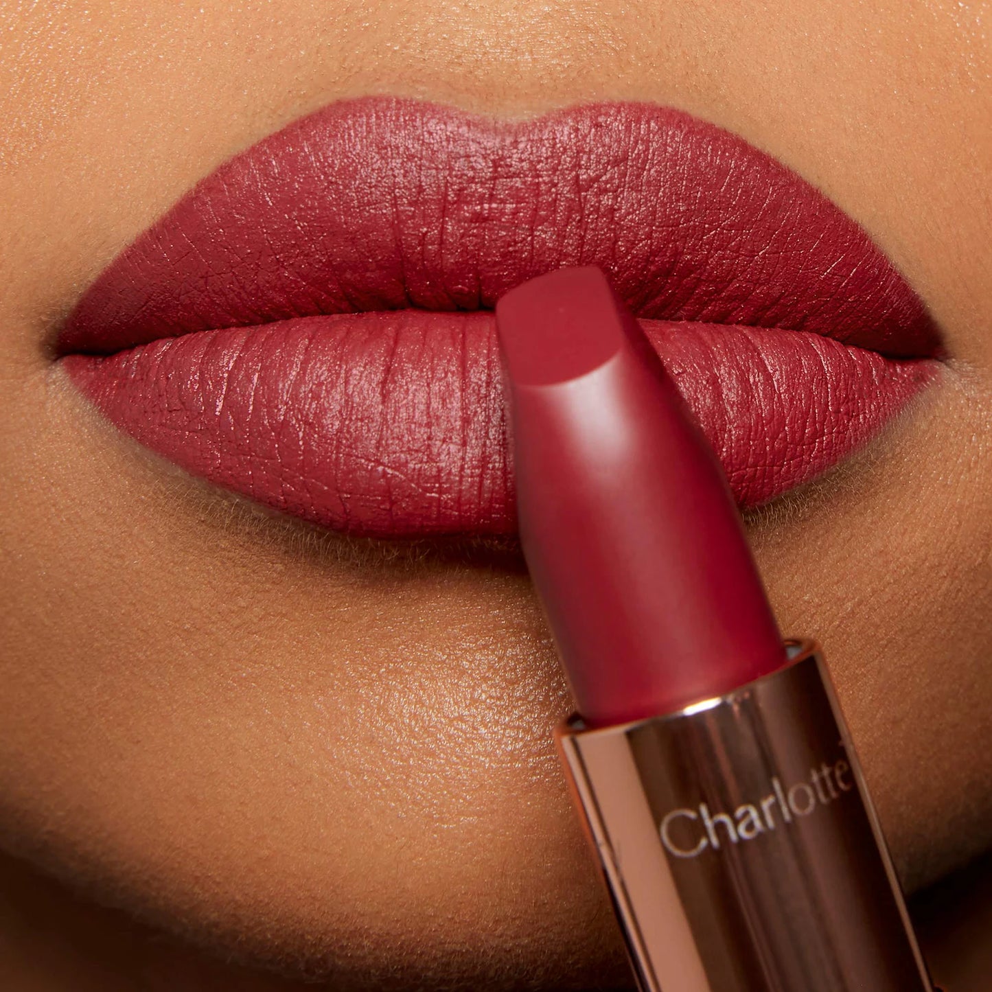 Charlotte Tilbury-Matte Revolution Full Size Lipstick – Walk of No Shame