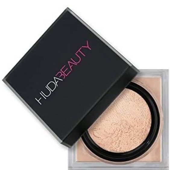 Huda Beauty Easy Bake Loose Setting Powder - Cupcake Shade