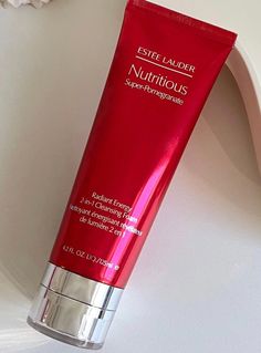 Estee Lauder Nutritious Super-Pomegranate Radiant Energy 2-in-1 Cleansing Foam