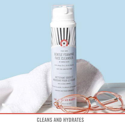 First Aid Beauty |  Pure Skin Gentle Foaming Face Cleanser