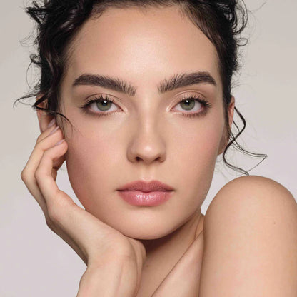 Anastasia Beverly Hills -Impeccable Blurring Second-Skin Matte Foundation