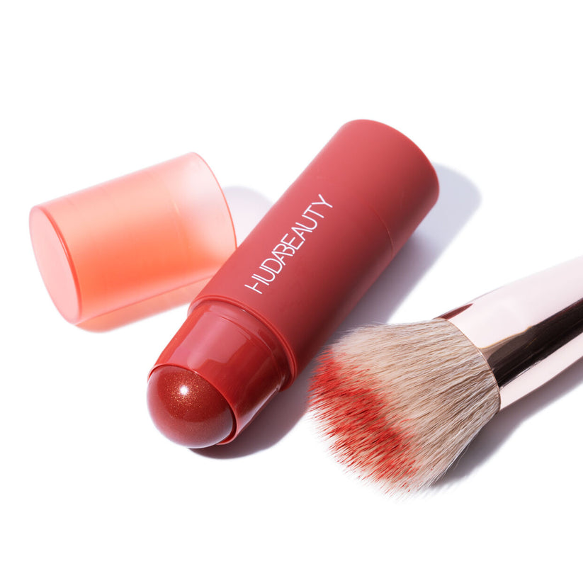 Huda Beauty N.Y.M.P.H. Cheek Blush & Glow Face Brush