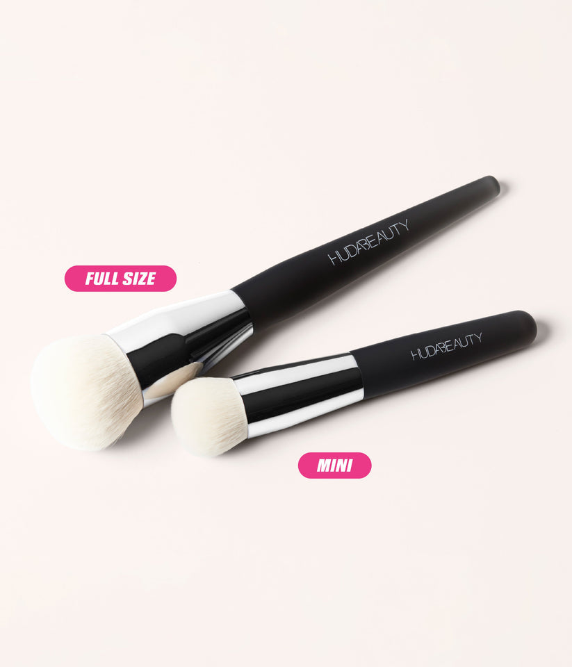 Huda Beauty Easy Blur Base Brush