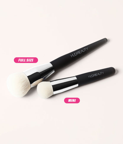 Huda Beauty Easy Blur Base Brush