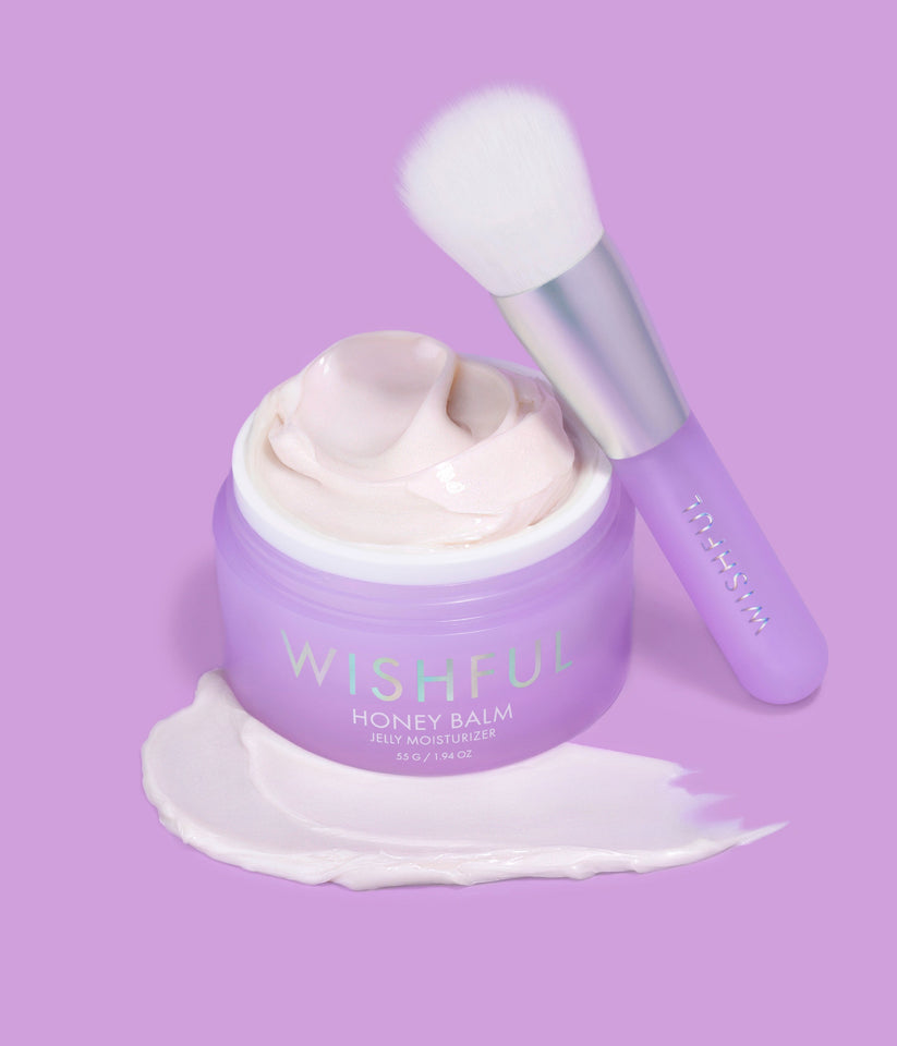Huda Beauty Wishful Moisturizing Wand Brush