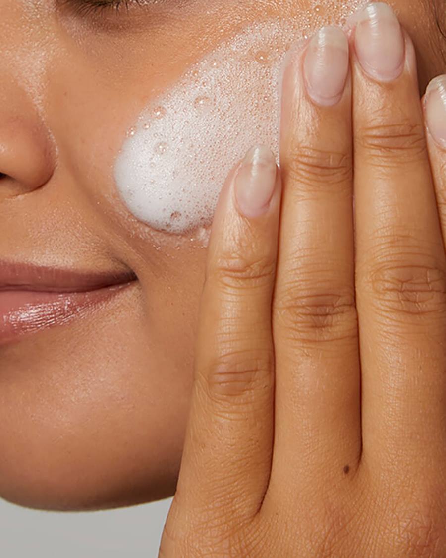CERAVE-Hydrating Cream-to-Foam Cleanser