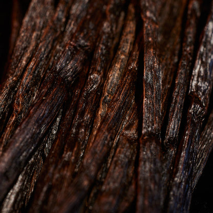 KAYALI Oudgasm Vanilla Oud | 36 Perfumed Oud Wood (Bakhoor)