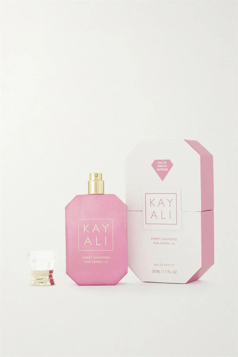 Huda Beauty Kay Ali Sweet Diamond Pink Paper