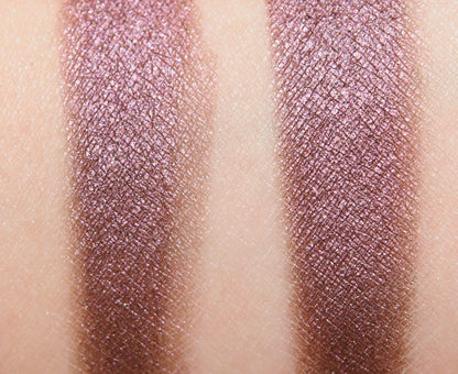 MAC Cosmetics -Extra Dimension Eye Shadow