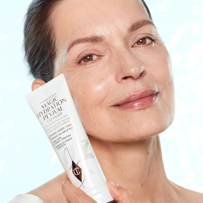 CHARLOTTE TILBURY'S MAGIC HYDRATION REVIVAL CLEANSER 120 ML