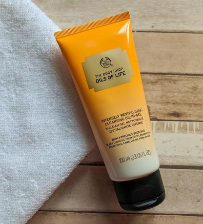 The Body Shop | Oils Of Life Intensely Revitalising Cleansing Oil-In-Gel
