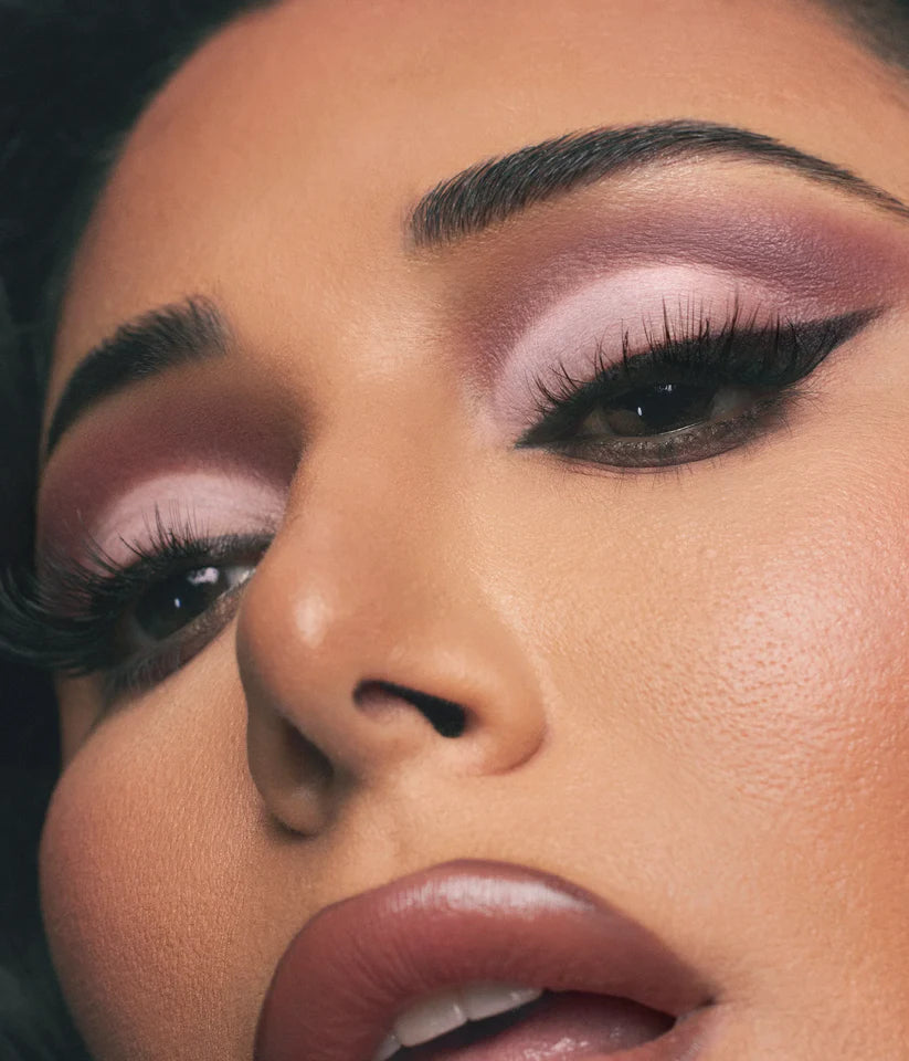 HUDA BEAUTY Matte Obsessions Eyeshadow Palette – Cool