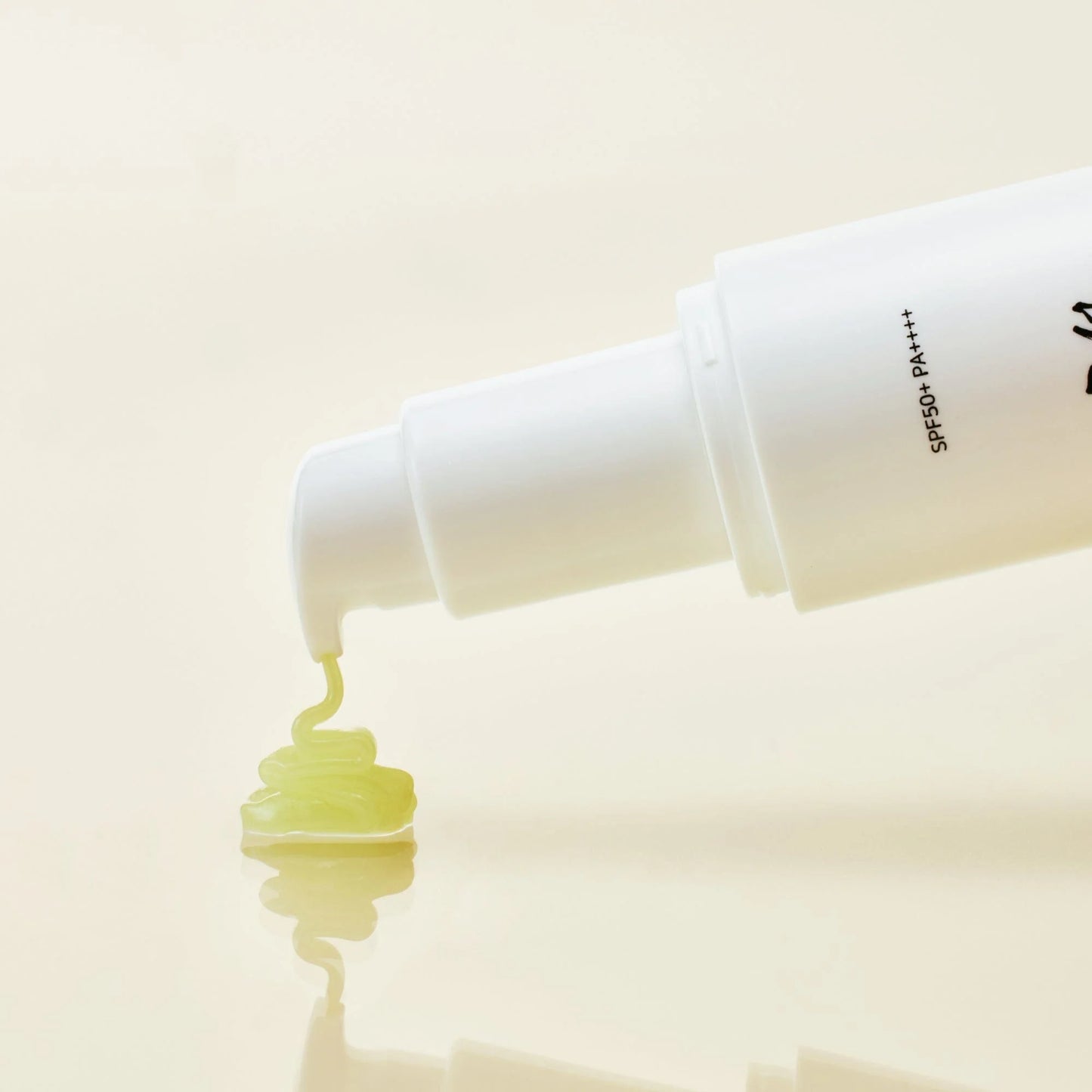 BEAUTY OF JOSEON Ginseng Moist Sun Serum SPF 50+ PA++++ – Lightweight Korean Sunscreen Serum