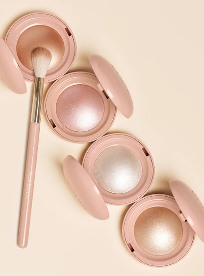 Rare Beauty-Positive Light Silky Touch Highlighter-Lightweight Powder