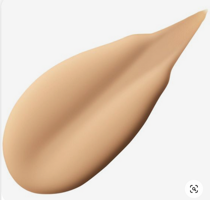 M.A.C Studio Radiance Serum Powered Foundation NC15