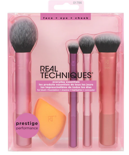 Real Techniques | Everyday Essentials Makeup Brush Set with Bonus Miracle Complexion Sponge