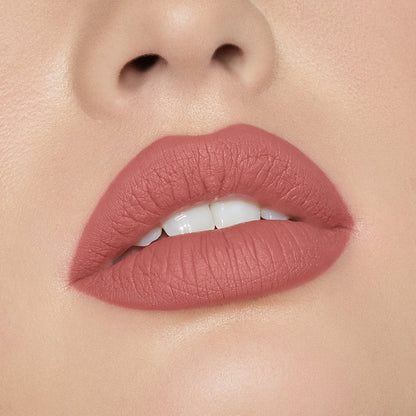Kylie Cosmetics Matte Lip Kit Full Coverage + Matte Finish