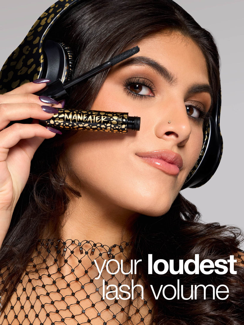 Tarte Maneater Voluptuous Mascara (in a purple leopard print bag)