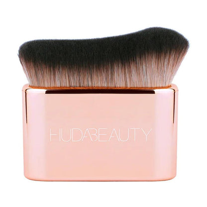 Huda Beauty Body Blur & Glow Brush