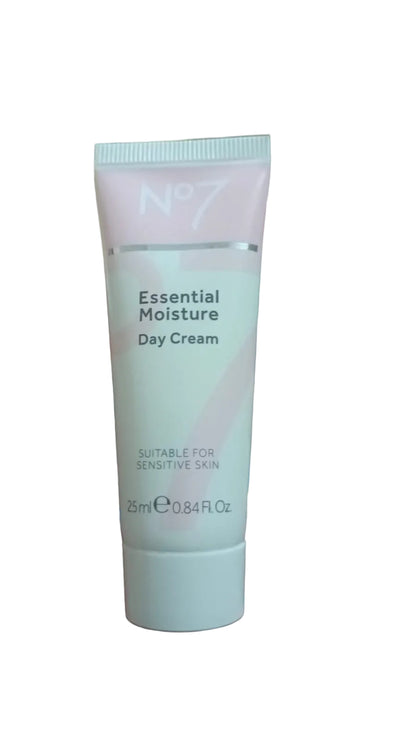 No7 Essential Moisture Day Cream