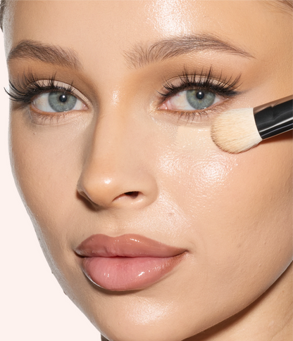 Huda Beauty Conceal & Under Eye Buff Brush
