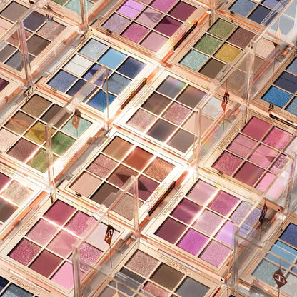 Charlotte Tilbury Charlotte’s Palette of Beautifying Eye Trends – Super Neutral