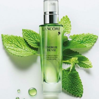 Lancôme | Energie De Vie | The Smoothing and Glow Boosting Liquid Care