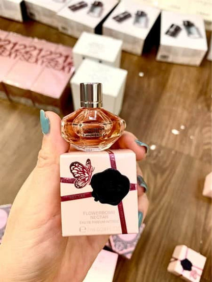 Victor & Rolf- Flowerbomb 7 ml (mini)