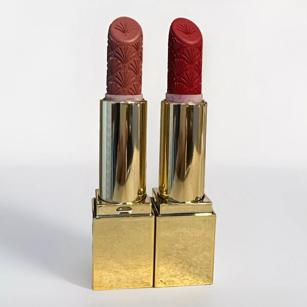 Estée Lauder- NEW Limited Edition Lipstick