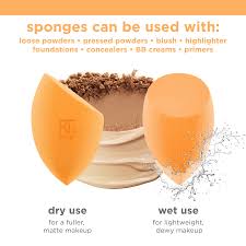 Real Techniques | Everyday Essentials Makeup Brush Set with Bonus Miracle Complexion Sponge