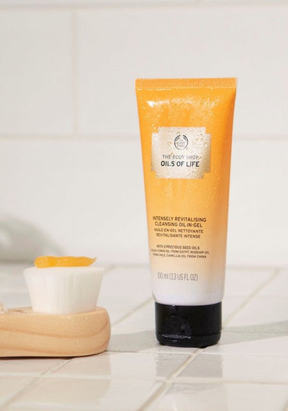 The Body Shop | Oils Of Life Intensely Revitalising Cleansing Oil-In-Gel