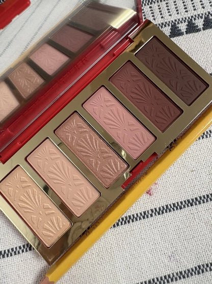 Estee Lauder- Limited Edition Eyeshadow 6 Shades Palette